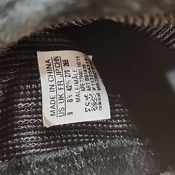 Adidas Yeezy Boost 750 Triple Black | Size: 9 Mens | Black - Picture 7 of 11